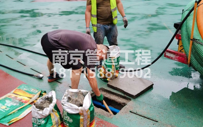 218西湖管道清淤