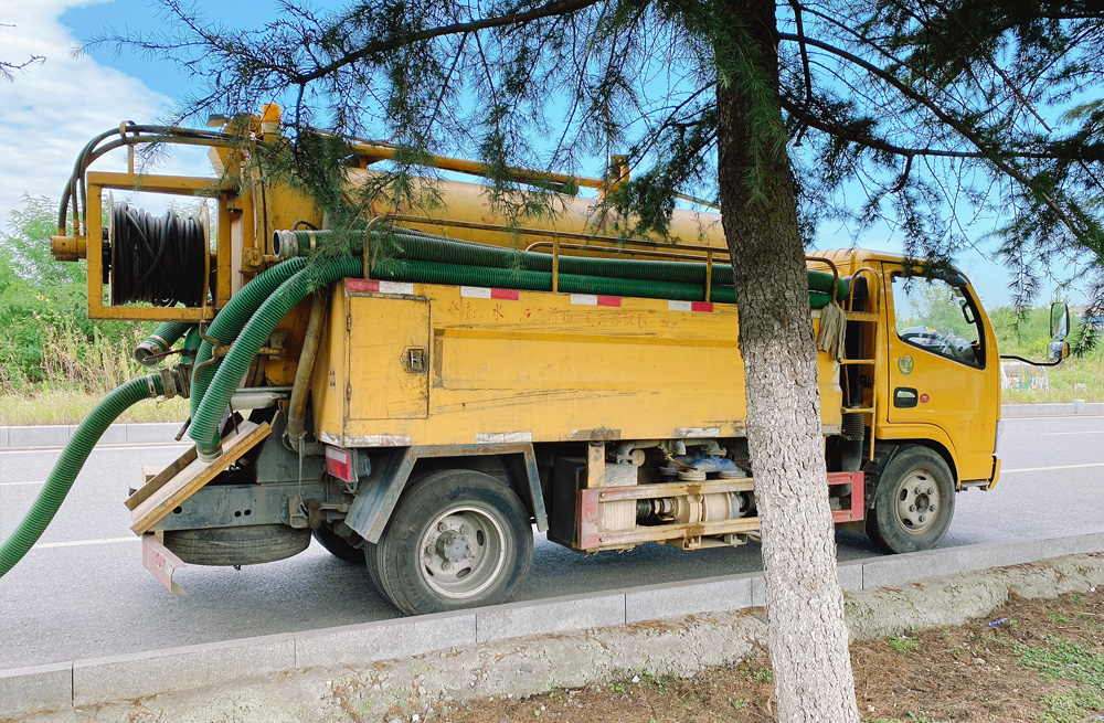 283西湖清洗抽粪车